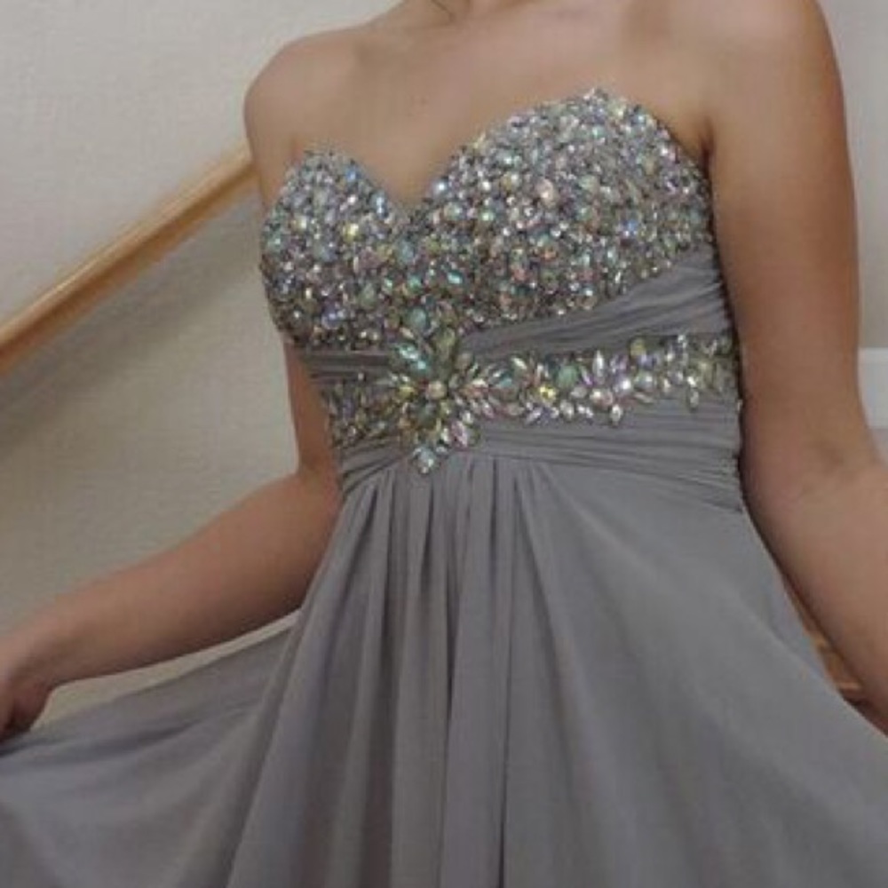 Jessica Designs Intl Prom Dress ✨✨ - Picture 6 of 6
